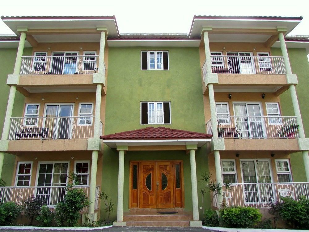 Centrally Located Guest Apartments Kingston Eksteriør billede